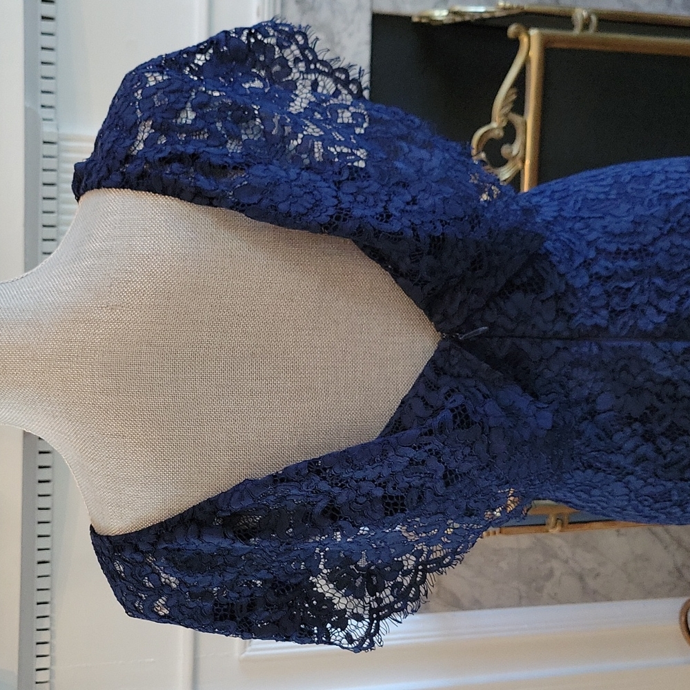 Lulus Gown - Picture 8 of 9